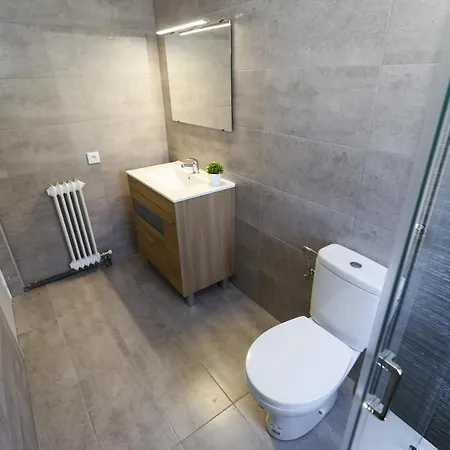 Adelfa Con Piscina Privada Planet Costa Dorada * Салоу