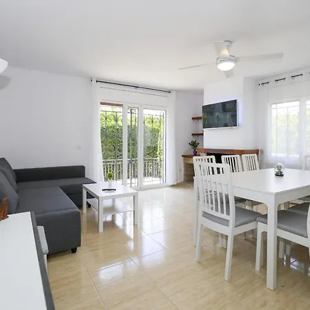 Adelfa Con Piscina Privada Planet Costa Dorada Вилла Салоу